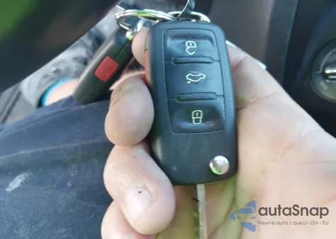 2012 Volkswagen Jetta 2.0L Tdi z USA, uszkodzony, nr VIN 3VWLL7AJ6CM061498